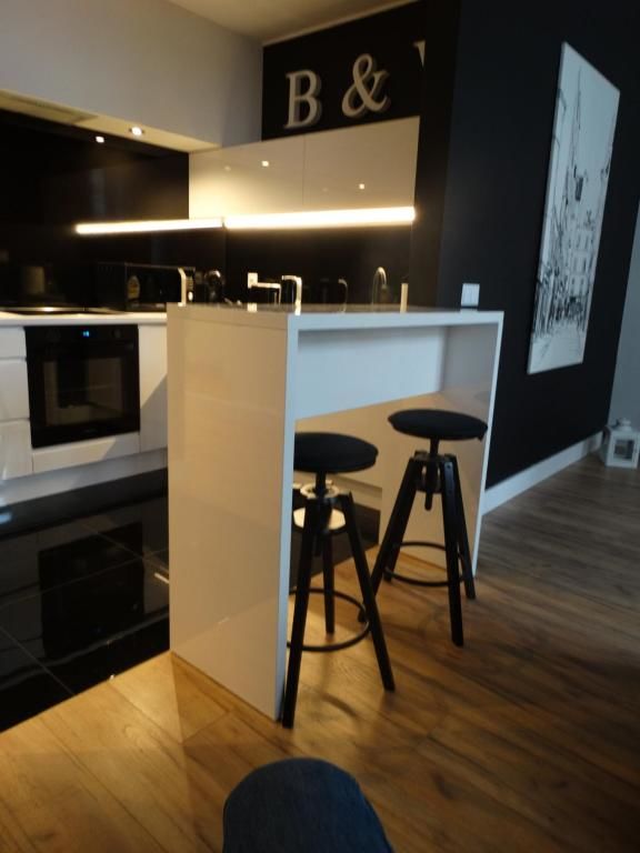 Апартаменты Black&White Apartment- Wierzbowa 5 Познань-112